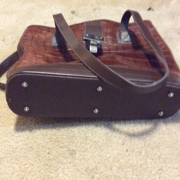 Dooney & Bourke Crocodile Leather bag - Picture 6 of 7